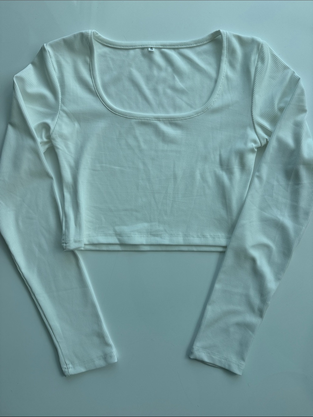 Source Unknown Cream Ribbed Long-Sleeve Cropped Top